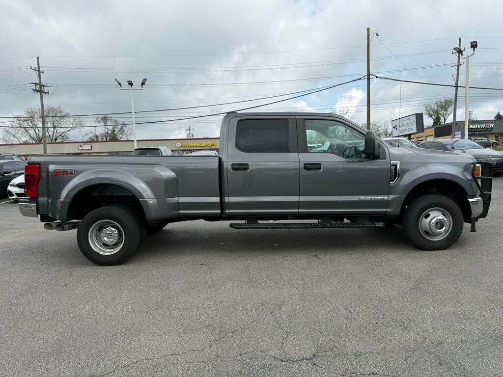 2021 Ford Super Duty F-350 DRW XL 4WD Crew Cab 8' Box - 23010143 - 16
