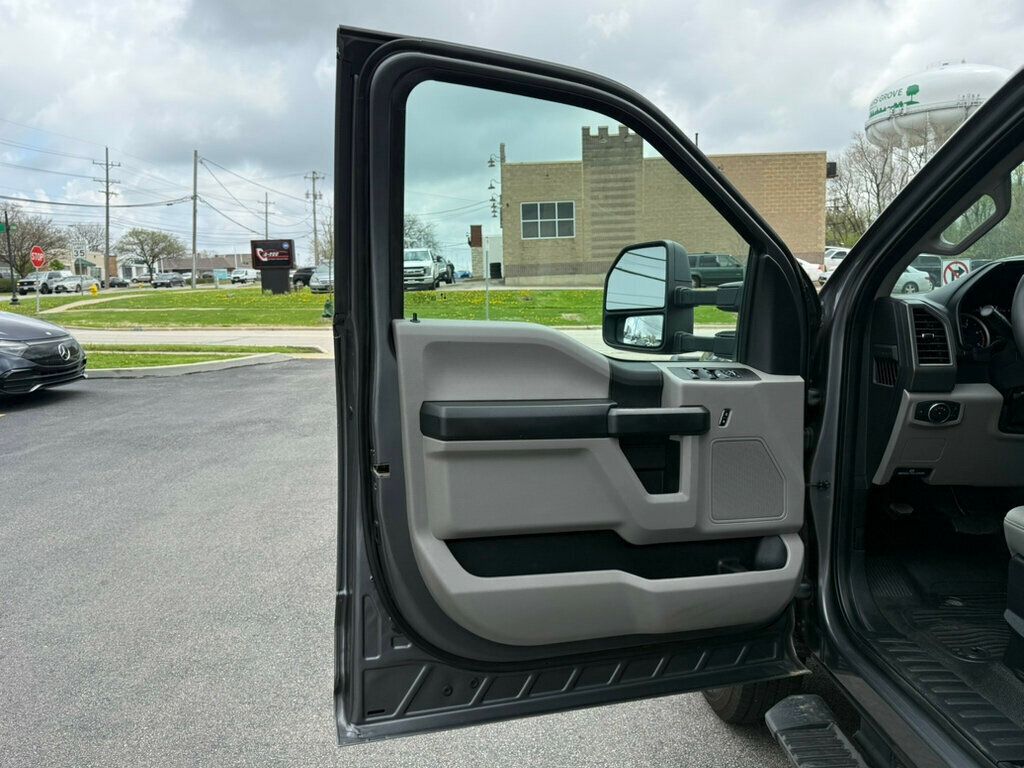 2021 Ford Super Duty F-350 DRW XL 4WD Crew Cab 8' Box - 23010143 - 19