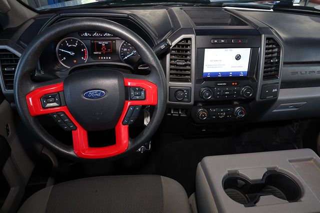 2021 FORD Super Duty F-350 DRW XL STX 4WD Crew Cab 8' Box - 23056461 - 18