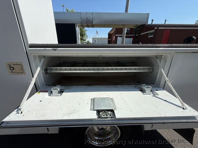 2021 Ford Super Duty F-350 DRW Cab-Chassis 7.3L V8 Gas-Reading Utility-1 Owner Corporate Owned - 23034622 - 25