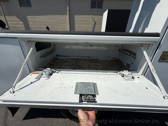 2021 Ford Super Duty F-350 DRW Cab-Chassis 7.3L V8 Gas-Reading Utility-1 Owner Corporate Owned - 23034622 - 28