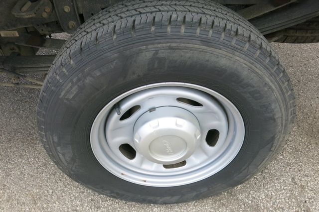 2021 Ford Super Duty F-350 SRW XL 2WD Reg Cab 8' Box - 22941686 - 32