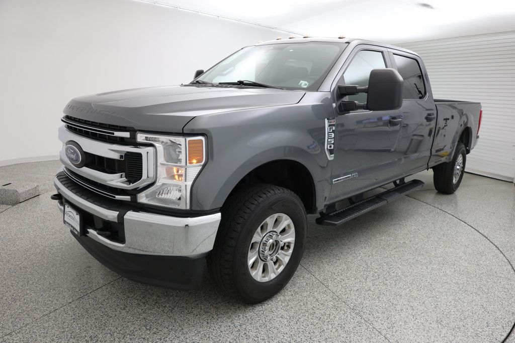2021 Ford Super Duty F-350 SRW XL 4WD Crew Cab 8' Box w/ Power Stroke Diesel & STX Appearance - 23035648 | Video 1