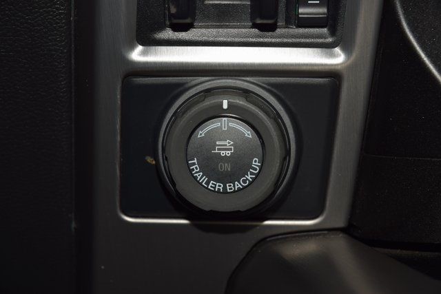 2021 Ford Super Duty F-450 DRW Platinum 4WD Crew Cab 8' Box - 22924684 - 32