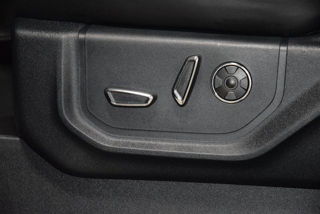 2021 Ford Super Duty F-450 DRW Platinum 4WD Crew Cab 8' Box - 22924684 - 44