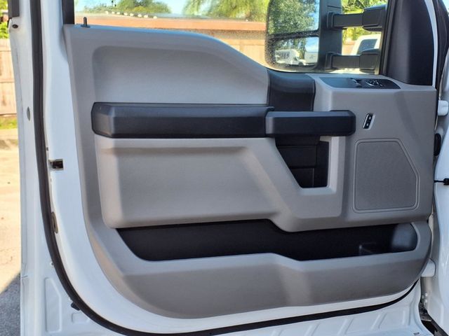 2021 Ford Super Duty F-450 DRW Cab-Chassis 16' Box Truck w/Liftgate - 23091618 - 13