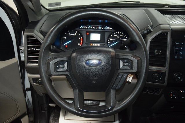 2021 Ford Super Duty F-450 DRW Cab-Chassis F450 CREW 4X4 * POWERSTROKE * 12' LANDSCAPE DUMP * LOCAL TRADE - 22962567 - 24