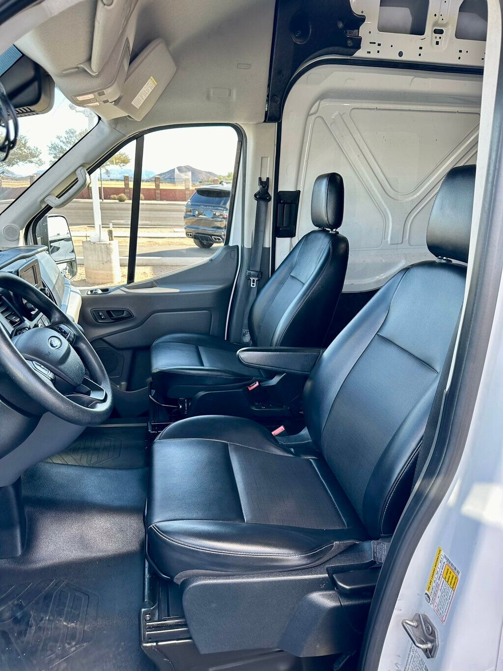 2021 Ford Transit Cargo Van photo 8