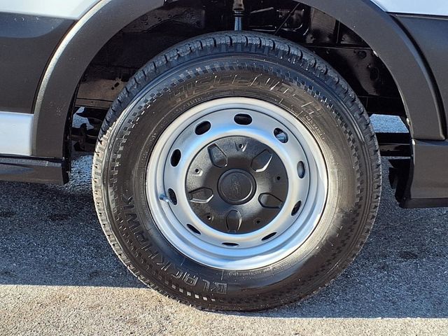 2021 Ford Transit Cargo Van 250 - 23095813 - 30