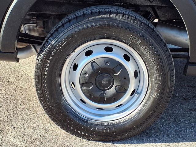 2021 Ford Transit Cargo Van 250 - 23095813 - 32