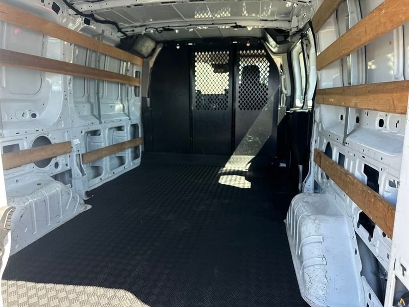 2021 Ford Transit Cargo Van Base - 22906778 - 18