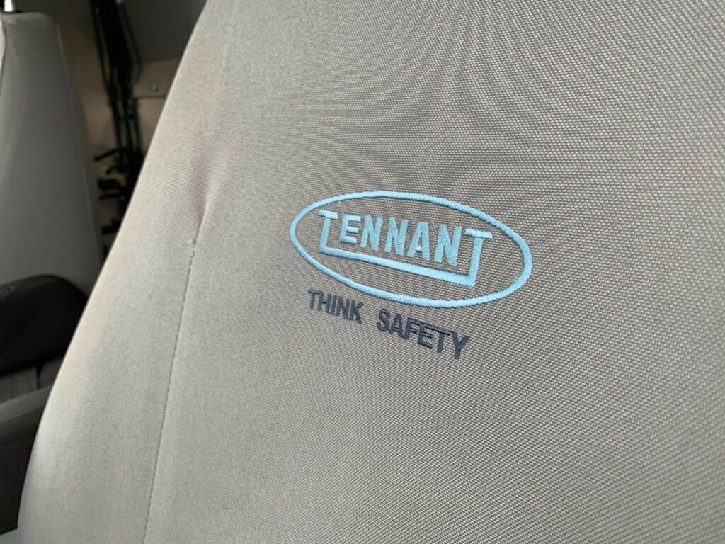 2021 Ford Transit Cargo Van T-150 130" Low Rf 8670 GVWR RWD - 23009258 - 60