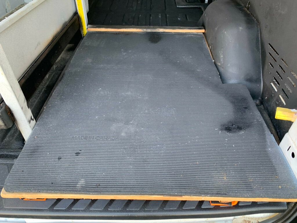 2021 Ford Transit Cargo Van T-250 130" Low Rf 9070 GVWR RWD - 22990903 - 6