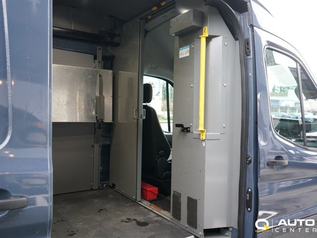 2021 Ford Transit Cargo Van T-250 148" EL Hi Rf 9070 GVWR RWD - 22944640 - 6