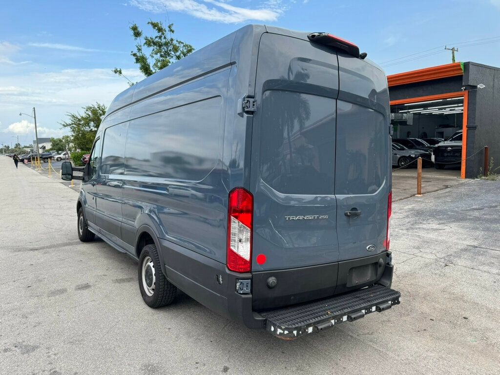 2021 Ford Transit Cargo Van T-250 148" EL Hi Rf 9070 GVWR RWD - 23049657 - 2