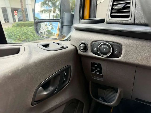 2021 Ford Transit Cargo Van T-250 148" Hi Rf 9070 GVWR RWD - 22957994 - 19