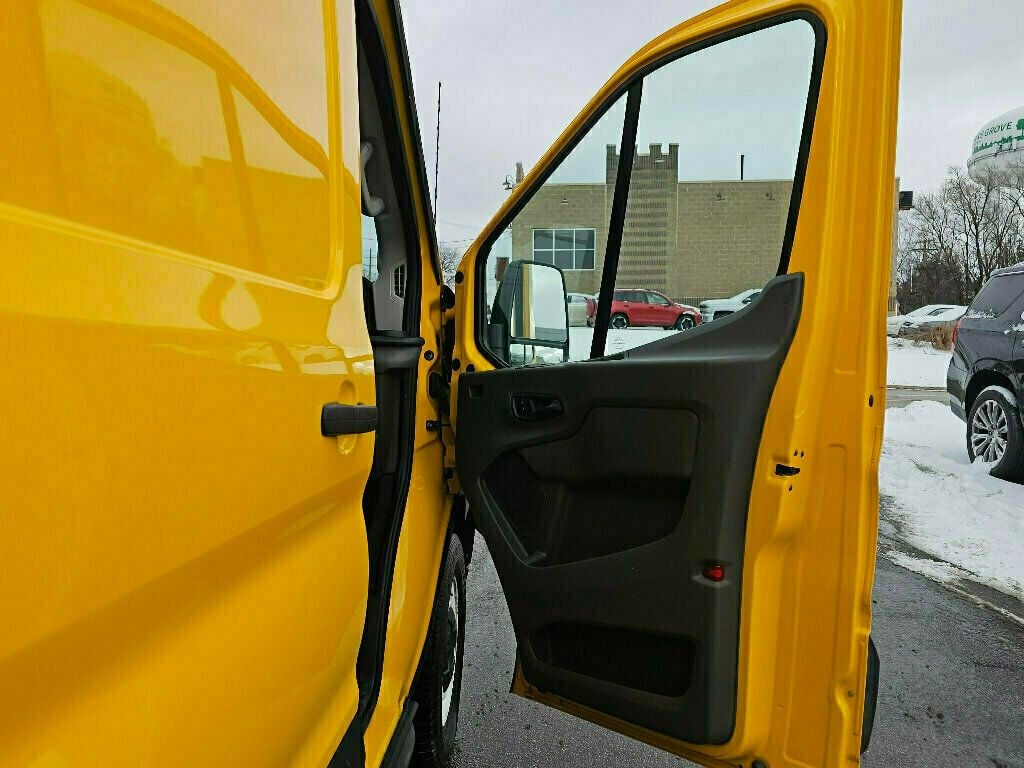 2021 Ford Transit Cargo Van T-250 148" Hi Rf 9070 GVWR RWD - 22978507 - 19