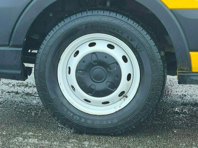 2021 Ford Transit Cargo Van T-250 148" Hi Rf 9070 GVWR RWD - 22978507 - 28