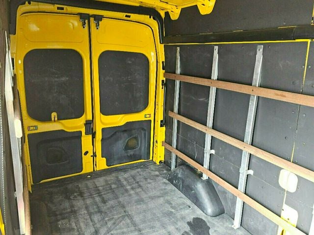2021 Ford Transit Cargo Van T-250 148" Hi Rf 9070 GVWR RWD - 22978507 - 4