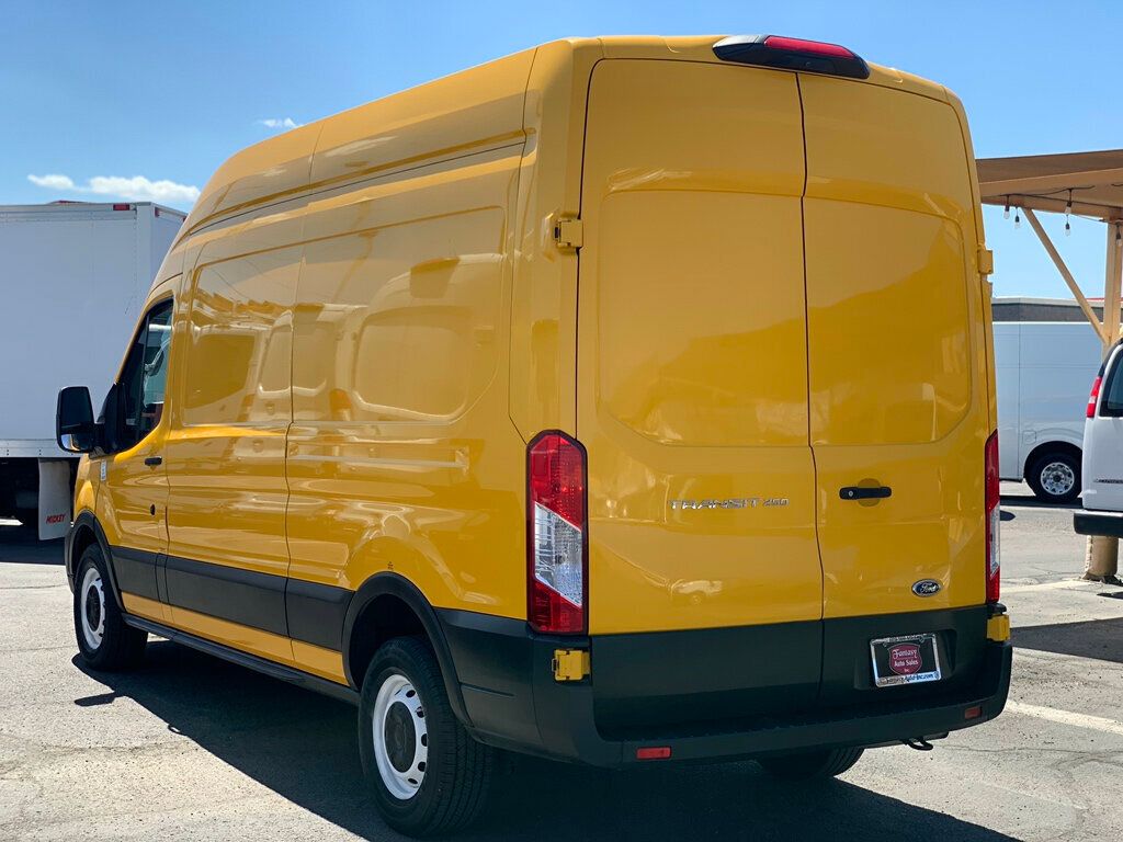 2021 Ford Transit Cargo Van photo 13