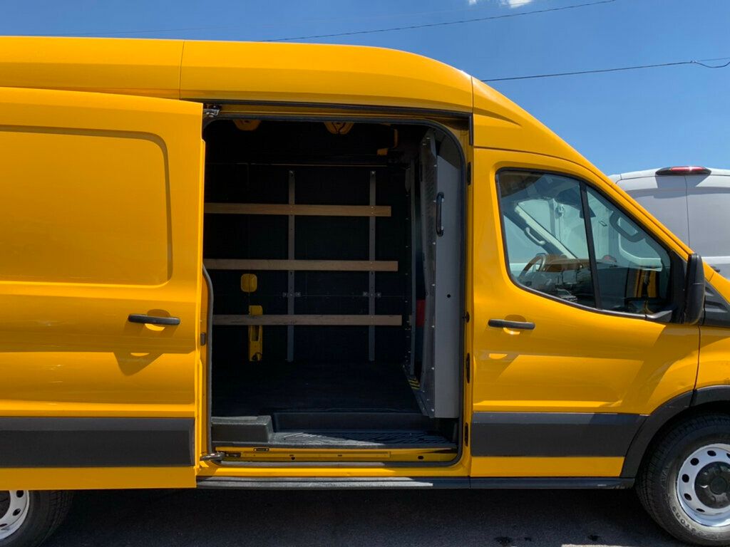 2021 Ford Transit Cargo Van photo 3