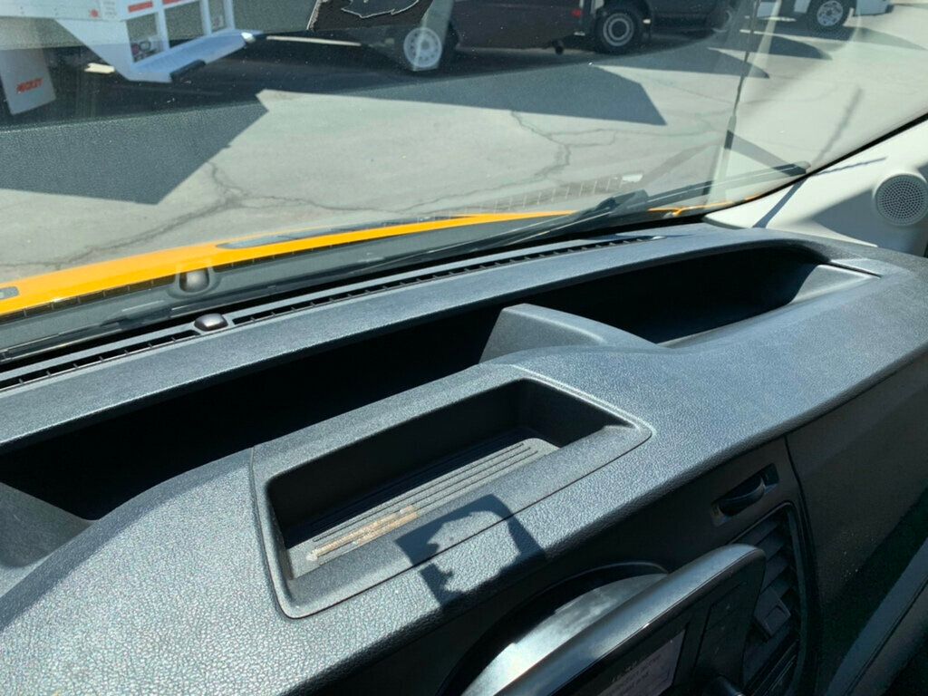 2021 Ford Transit Cargo Van photo 27