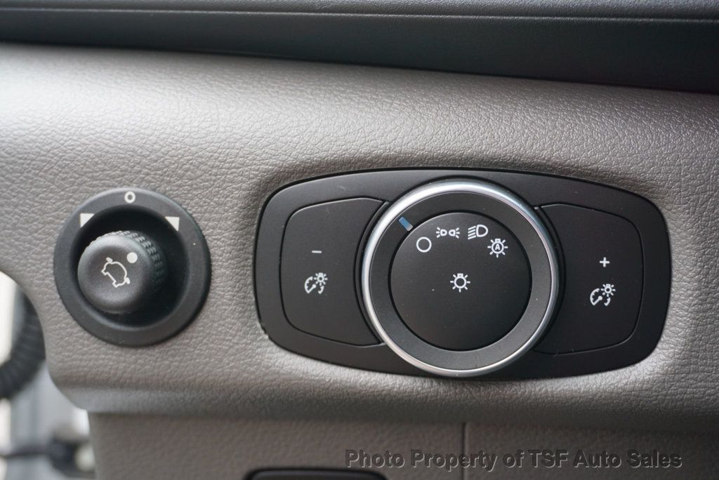 2021 Ford Transit Cargo Van photo 35