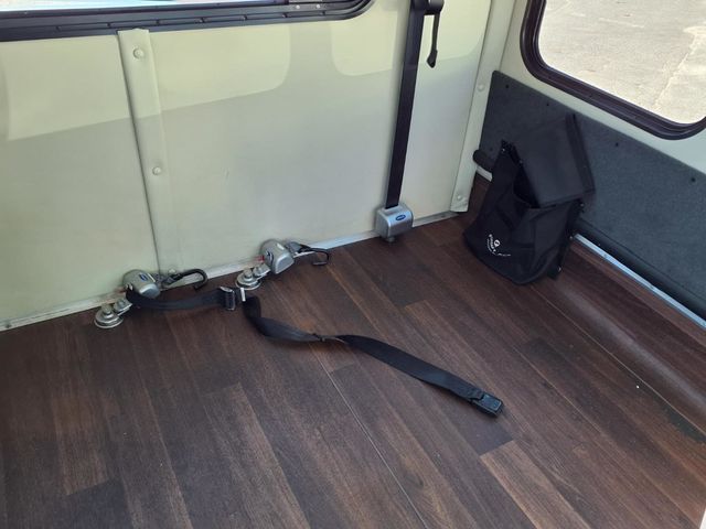 2021 Ford Transit Cutaway 350 10 Passenger Shuttle Bus w/Wheelchair - 23001573 - 18