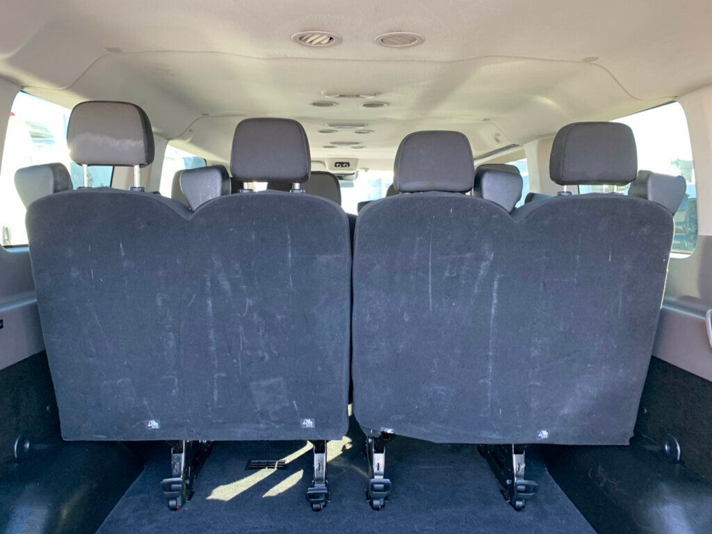 2021 Ford Transit Passenger Wagon T-350 148" Low Roof XLT RWD - 22942330 - 15