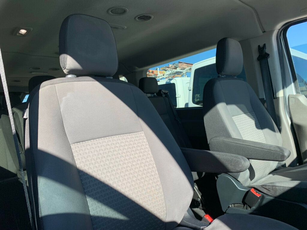 2021 Ford Transit Passenger Wagon T-350 148" Low Roof XLT RWD - 22942330 - 33