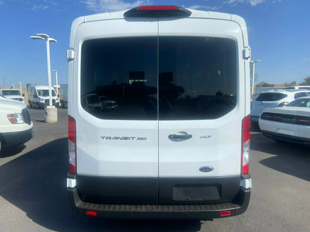 2021 Ford Transit Passenger Wagon T-350 148" Med Roof XLT RWD - 22617579 - 4