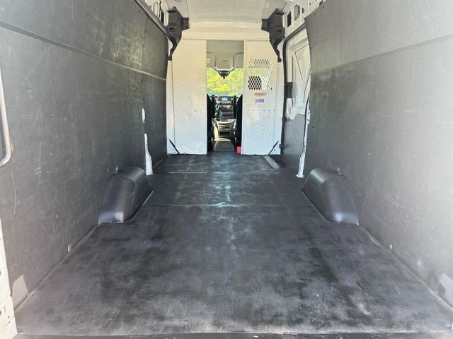 2021 Ford Transit-350 Base - 22937746 - 29