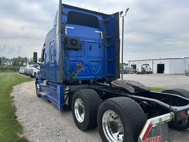 2021 Freightliner Cascadia 2021 FREIGHTLINER CASCADIA SLEEPER - 23075014 - 6