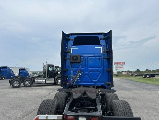 2021 Freightliner Cascadia 2021 FREIGHTLINER CASCADIA SLEEPER - 23075015 - 5