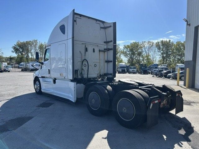 2021 Freightliner Cascadia 2021 FREIGHTLINER CASCADIA SLEEPER - 23092250 - 6