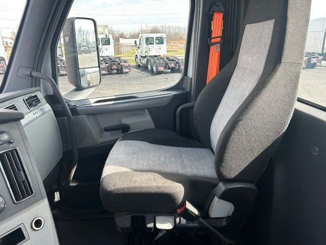2021 Freightliner Cascadia 2021 FREIGHTLINER DAY CAB - 23001260 - 11