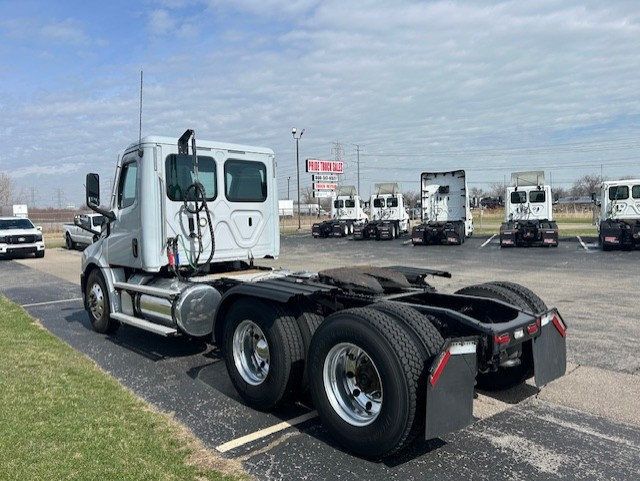 2021 Freightliner Cascadia 2021 FREIGHTLINER DAY CAB - 23001260 - 7
