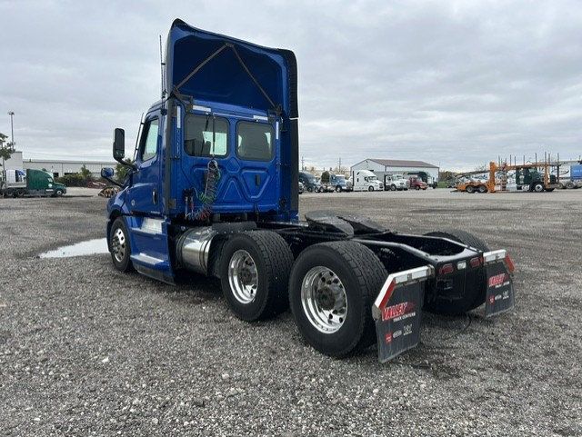 2021 Freightliner Cascadia 2021 FREIGHTLINER DAY CAB - 23096100 - 5
