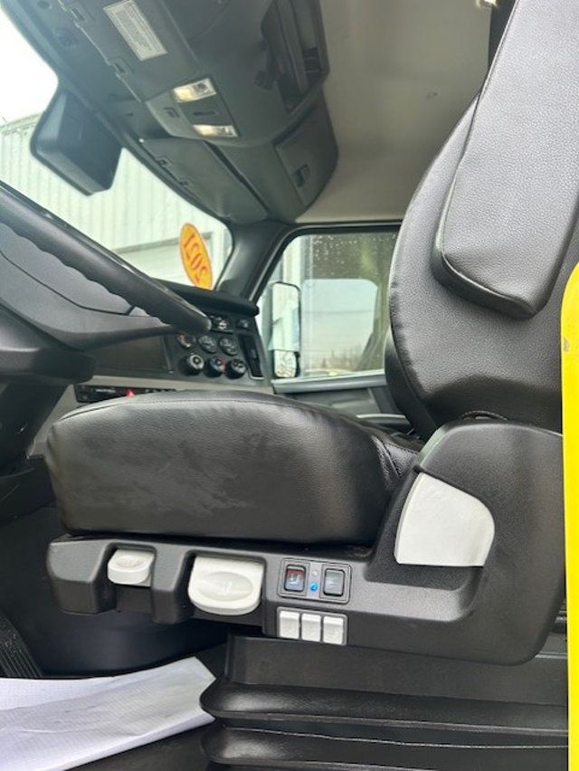 2021 Freightliner Cascadia 2021 FREIGHTLINER DAY CAB - 22961353 - 6