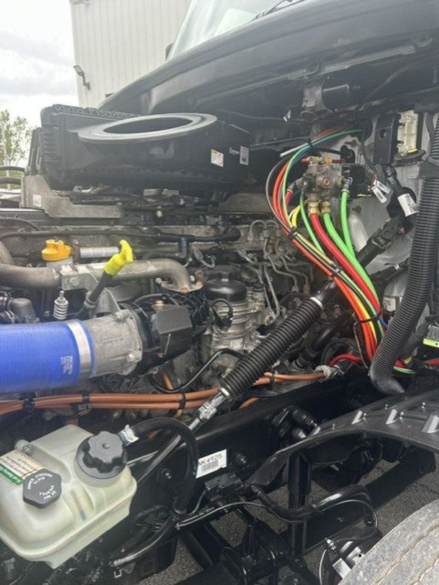 2021 Freightliner CASCADIA 2021 FREIGHTLINER DAY CAB - 23027463 - 16