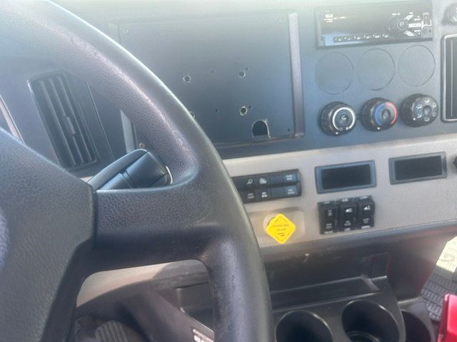 2021 Freightliner CASCADIA 2021 FREIGHTLINER DAY CAB - 23027473 - 13
