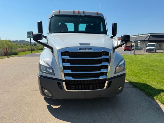 2021 Freightliner Cascadia PT12064ST - 23019156 - 1
