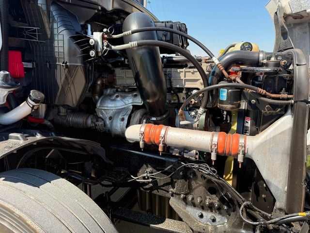 2021 Freightliner Cascadia PT12064ST - 23019156 - 3