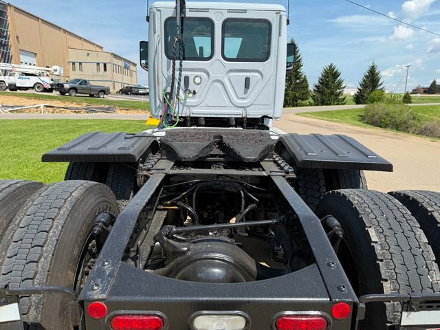 2021 Freightliner Cascadia PT12064ST - 23019157 - 2