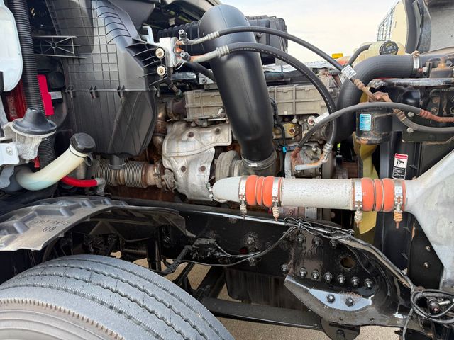 2021 Freightliner Cascadia PT12064ST - 23019157 - 5