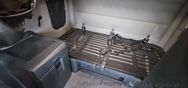 2021 Freightliner Cascadia 116  - 22993605 - 12