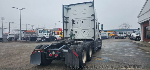 2021 Freightliner Cascadia 116  - 22993605 - 5