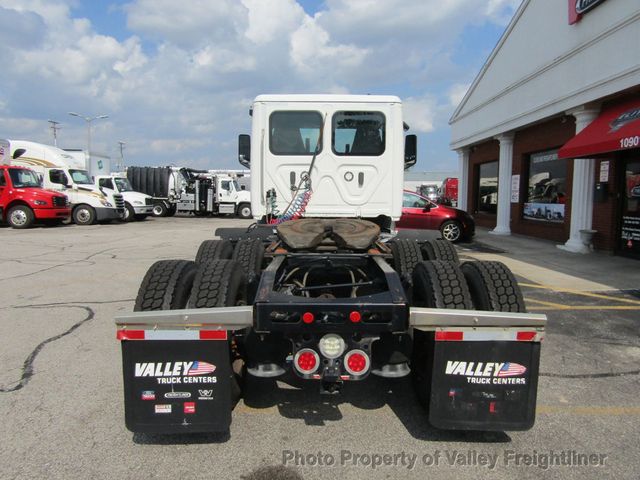 2021 Freightliner CASCADIA 116 DAYCAB - 22777152 - 3