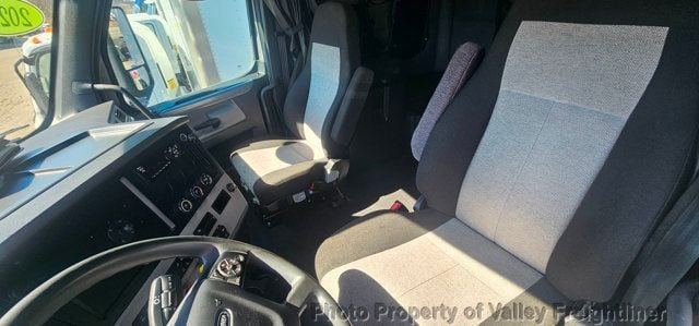 2021 Freightliner Cascadia 126  - 22931447 - 15