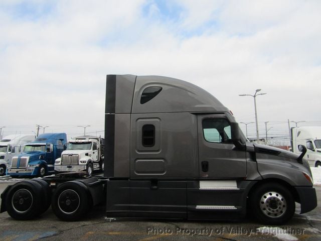 2021 Freightliner Cascadia 126  - 22961395 - 4